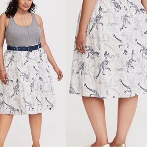 188- Torrid 26 Jurassic park skirt
